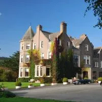Enniskeen Country House Hotel，位于纽卡斯尔的酒店