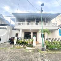 SPOT ON 93717 Nayus Homestay Syariah 4，位于日惹Tegalrejo的酒店