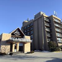Divya Sutra Plaza and Conference Centre, Vernon, BC，位于弗农的酒店