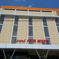 Putri Wisata Hotel，位于Puunggolaka的酒店