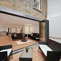 Stunning 2 Bed basement flat in Hammersmith，位于伦敦西肯辛顿的酒店