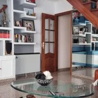 Duplex excelente situación，位于纳龙的酒店