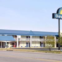 Days Inn by Wyndham Donalsonville，位于Donalsonville迪凯特县工业空园机场 - BGE附近的酒店