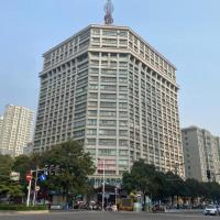 Green Tree Inn Luoyang Fenghuang Mansion Mudan Square Metro Station，位于洛阳涧西区的酒店