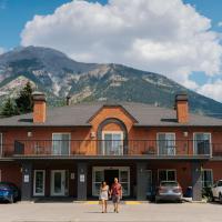 Northwinds Hotel Canmore，位于坎莫尔的酒店