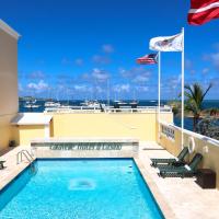 Caravelle Hotel，位于克里斯琴斯特德Christiansted Harbor Seaplane Base - SSB附近的酒店