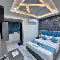 HOTEL THE PACIFIC，位于艾哈迈达巴德萨达尔·瓦拉巴伊·帕特尔国际机场 - AMD附近的酒店