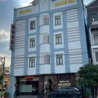 Hương Thiên Phú Hotel，位于Ðông Hòa的酒店