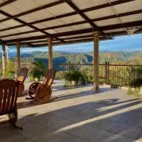Hotel y Restaurante La Perla, Cacaopera, Morazan, El Salvador，位于Cacaopera的酒店