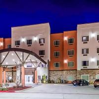 Del-Mar Airport Inn & Suites，位于什里夫波特Shreveport Airport - SHV附近的酒店