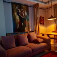 Free House, elegant, fully equipped with sought after location in the city，位于凡城凡城机场 - VAN附近的酒店