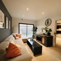 THE SHARE HOUSE，位于Tillé巴黎博韦蒂勒机场 - BVA附近的酒店
