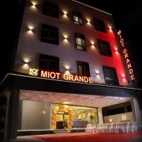 Mount Grande "formerly known as Miot Grande"，位于钦奈Manapakkam的酒店