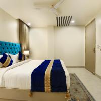 Hotel Black Eye，位于新德里Mahipalpur的酒店