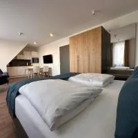 Hotel Schöne Aussicht, Stilvoll modern, direkt am Rüstersieler Hafen，位于威廉港的酒店