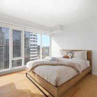 Modern 2-Bedroom Condo w Floor to Ceiling Windows，位于多伦多Yonge Street的酒店