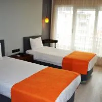 N&D&D Hotel,位于Nilüfer的酒店