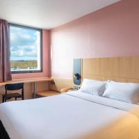 B&B HOTEL Calais Terminal Cité Europe 3 étoiles，位于科凯勒的酒店