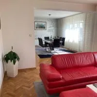 Astralis Factory Apartments- FLY，位于萨格勒布萨格勒布机场 - ZAG附近的酒店