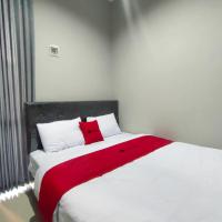 RedDoorz Near Rumah Sakit Soewandhie，位于泗水Simokerto的酒店