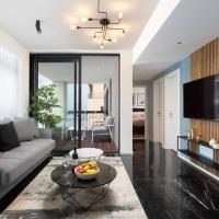 At Renoma Stunning 2BR with Sea View by HolyGuest，位于特拉维夫的酒店