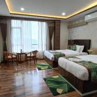 Staynest Retreat & Spa Gangtok !! Prime Location !! Mountain view Rooms !! Swimming pool !! GYM !! BAR，位于甘托克的酒店