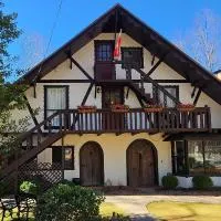 Lily Creek Lodge,位于达洛尼加的酒店