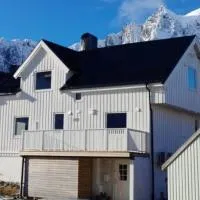 Norwegian house Maria Stua，位于Mefjordvær的酒店