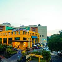 Hotel the Plaza，位于海得拉巴Begumpet的酒店