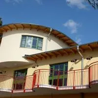 森米纳 - 弗拉斯巴德加藤斯特拉斯旅馆，位于柏林的酒店