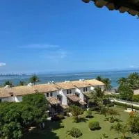 Flat aconchegante à beira-mar，位于伊塔帕里卡岛维拉克鲁兹的酒店