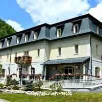 Hotel Saisera，位于瓦尔布鲁纳的酒店