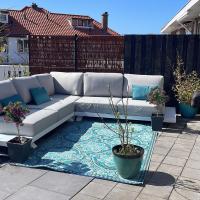 Luxury holiday home in The Hague with a beautiful roof terrace，位于海牙塞赫布鲁克的酒店