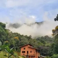 Casa Cacau Boutique B&B - Sítio Salamandra, Vale do Matutu，位于阿尤鲁奥卡的酒店