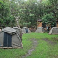 Room in BB - Red Rocks Rwanda - Tent Twin，位于Nyakinama的酒店