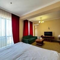Luxurious，位于塔拉兹的酒店
