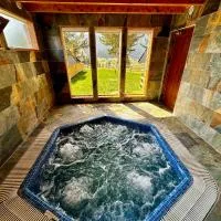 Vlasic Odmor - Villa Krajina IV & jacuzzi，位于弗拉西克的酒店