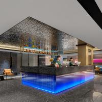Lan Wan Hotel - Guangzhou Yongqing Walking Street&Shamian Island Scenic Spot Branch- Exit F towards Shamian Island at Huangsha Metro TRF stop of Line 1&Line 6--Airport Pick-up Service，位于广州荔湾区的酒店