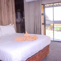 Riverfront Resort and Camping，位于Shakawe的酒店