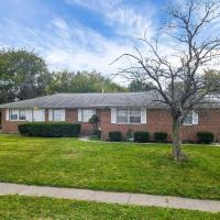 Housepitality - The Gahanna Ranch - 3 BR - Airport，位于杰汉奈哥伦布港国际机场 - CMH附近的酒店