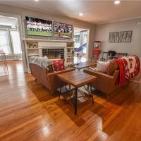 Sweet Home Alabama Sleeps 8，位于塔斯卡卢萨Tuscaloosa Regional Airport - TCL附近的酒店