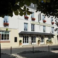 Logis Hotel Beaudon，位于皮埃尔丰的酒店