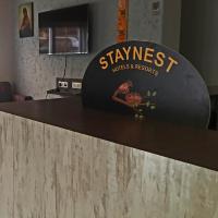 Staynest View Residency，位于甘托克的酒店