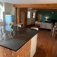 NEW! The Stables, quiet and central