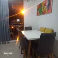 APARTAMENTO 3 HABITACIONES 6 PERSONAS SIN AIRE ACONDICIONADO - ventilador MAS DE 3 NOCHES，位于巴耶杜帕尔阿方索洛佩斯普雷马霍机场 - VUP附近的酒店