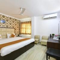 Hotel First by Goyal Hoteliers，位于阿格拉Taj Ganj的酒店