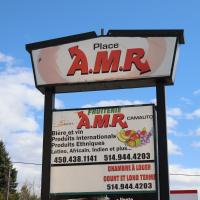 AMR Hotel Inc，位于圣热罗姆蒙特利尔米拉贝尔国际机场 - YMX附近的酒店