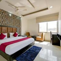 Hotel Seven Inns Qubic Near Delhi Airport，位于新德里德里英迪拉•甘地国际机场 - DEL附近的酒店