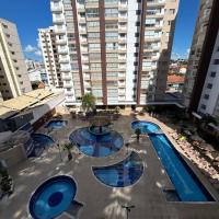 Caldas Novas - Condominio Casa da Madeira - ate 5 pessoas - PERMITIDO descer com bebida para o parque - Centro，位于阿西斯阿西斯机场 - AIF附近的酒店