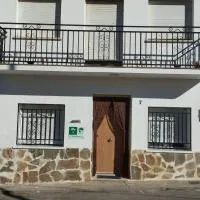 Casa Rural "La Muela de Alarilla"，位于Alarilla的酒店